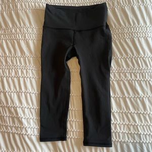 Lululemon cropped leggings